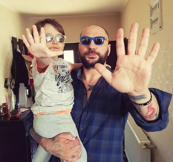 Andreea Mantea s-a mutat cu fiul în Turcia, iar tatăl micuțului… Cum ține legătura Cristi Mitrea cu David