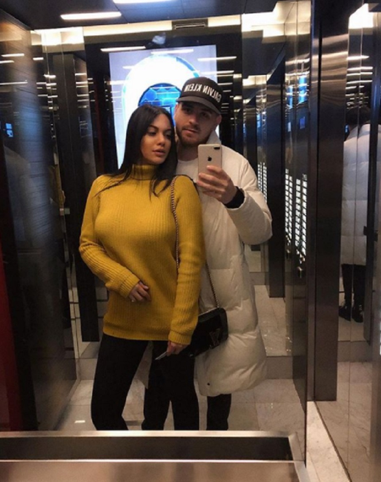 Vacanţă de vis pentru Betty Salam şi iubitul ei! Cum s-au fotografiat cei doi la Istanbul