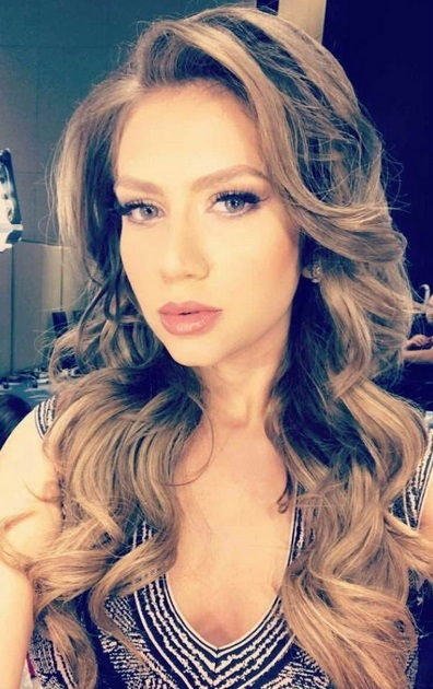Ea va reprezenta România la Miss Universe 2016 din Filipine! Cum arată în lenjerie intimă TEODORA DAN