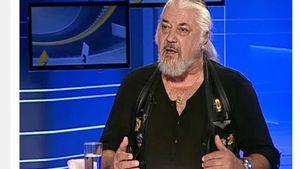 Nicu Covaci, internat în stare gravă, la 4 luni de la operația pe creier. Anunțul făcut de membrii trupei Phoenix: „Lucrurile nu se îndreaptă deloc spre bine”