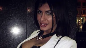 A ajuns la sapa de lemn, dar nu ii pasa! Madalina Pamfile , cu sfarcurile la vedere in club