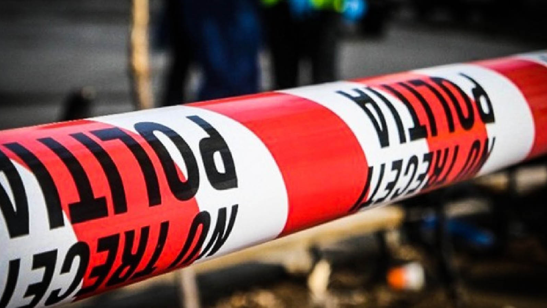 Un microbuz care transporta calatori a fost atacat in Prahova de patru barbati mascati. Politistii sunt in alerta