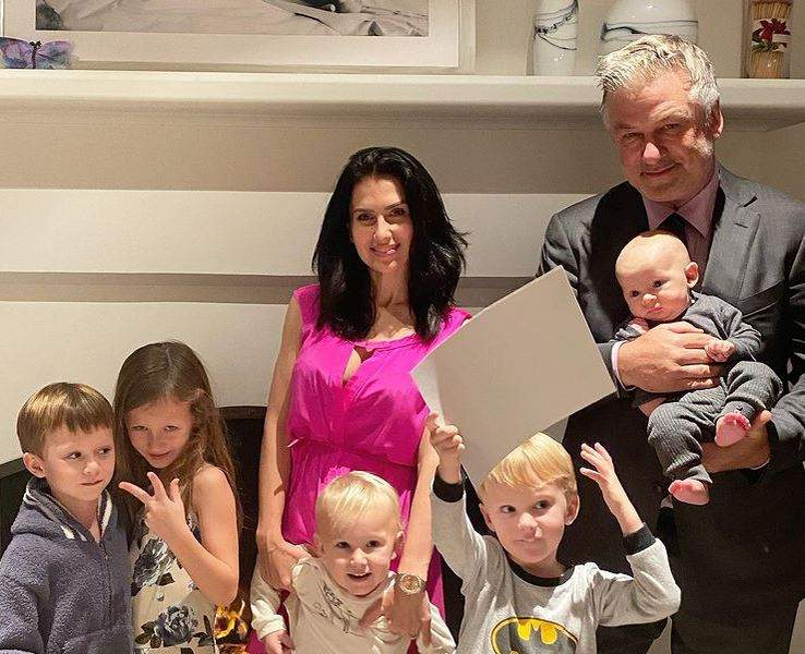 Alec Baldwin, tată pentru a șaptea oară: "La fel ca fraţii şi surorile tale, eşti un vis devenit realitate"