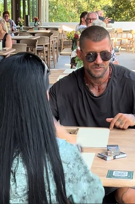 Cine este bruneta cu care Andrei Rotaru a fost surprins, în timp ce Cristina Petre era la ATI
