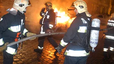 VIDEO Incendiu in Gara de Nord din Timisoara din cauza oamenilor strazii