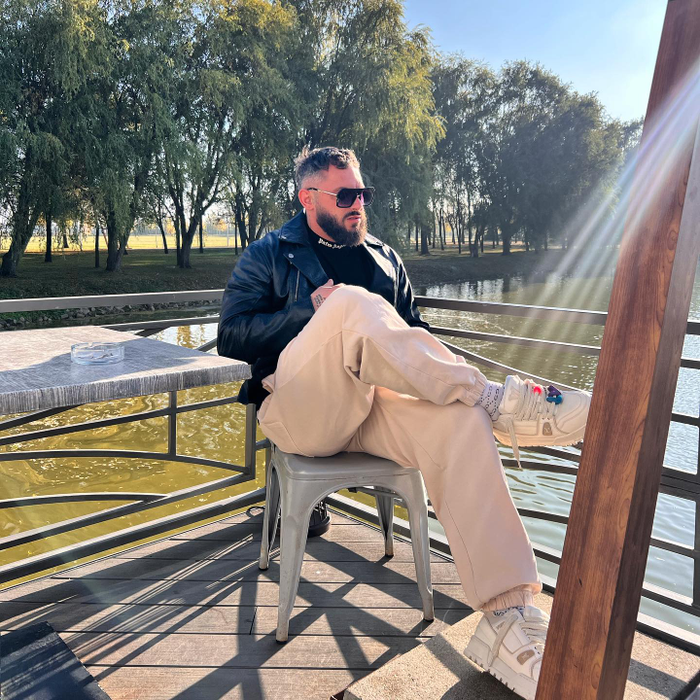 Romeo Vasiloni are o nouă iubită/ Sursa foto: Instagram