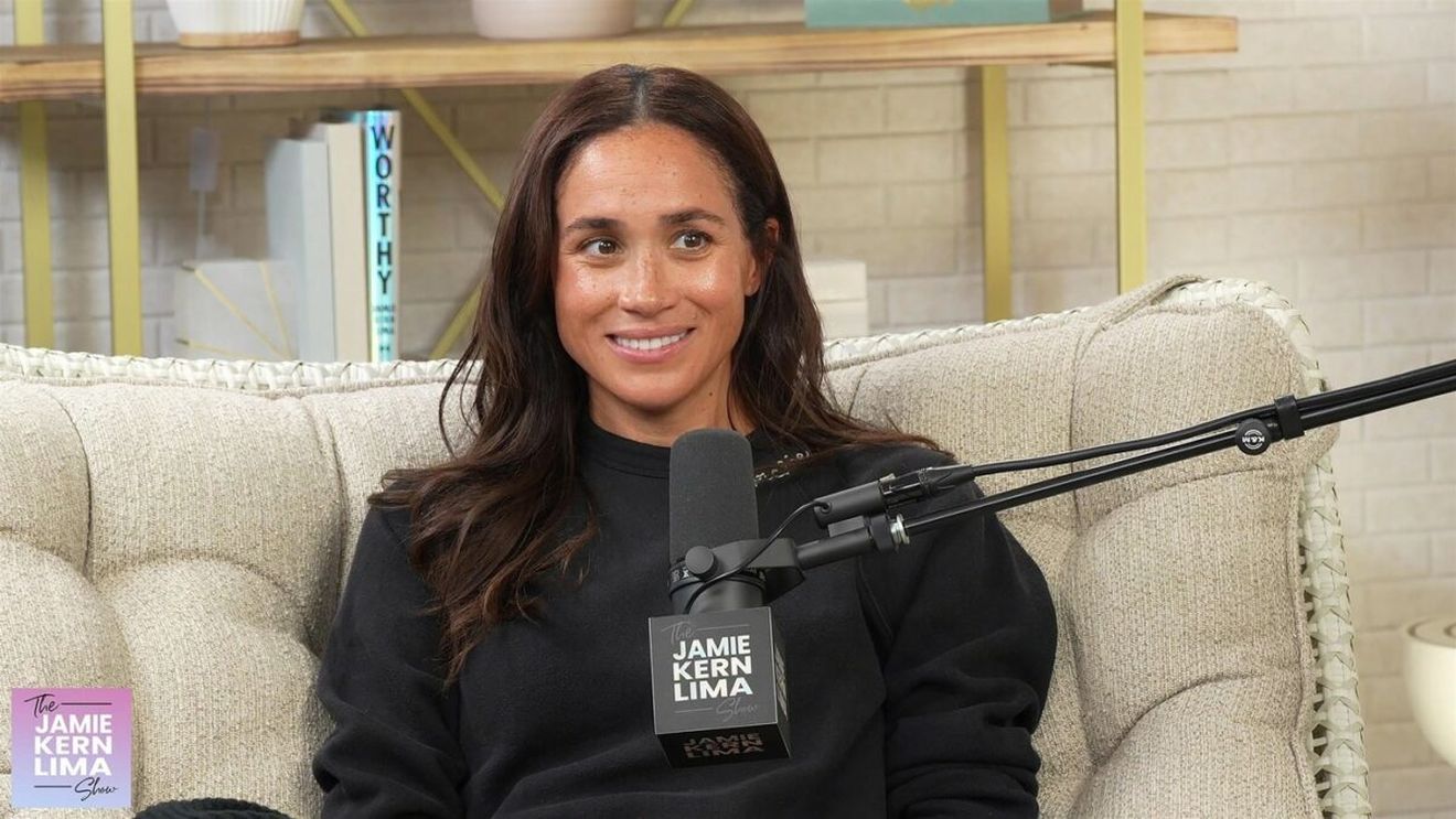 Meghan Markle se simte într-o nouă “lună de miere”. De ce, la începutul relației, ea și Prințul Harry erau "sub asediu"