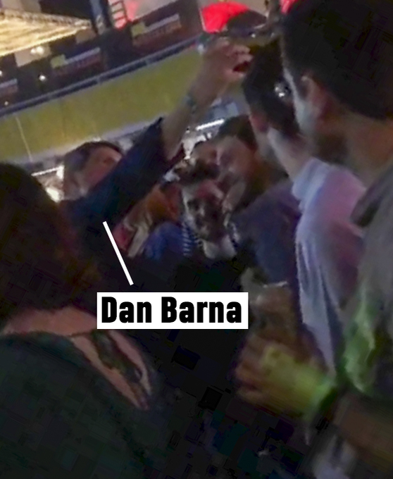 Dan Barna s-a distrat până la ora 3 dimineața la Nostalgia
